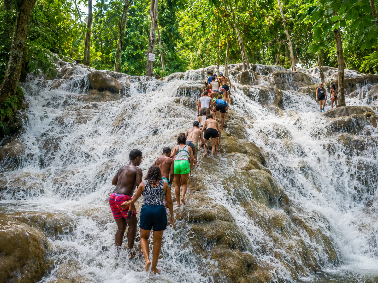 Spot On Tours - Dunn's River Blue Hole